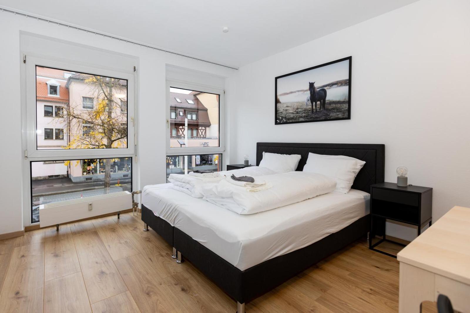 Grosse Ferienwohnung In Der Altstadt Würzburg Esterno foto